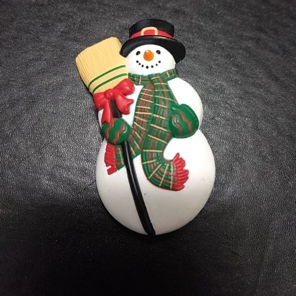 Hallmark snowman brooch